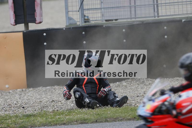 /09 19.04.2026  Caremotion get faster ADR/Gruppe gelb/34